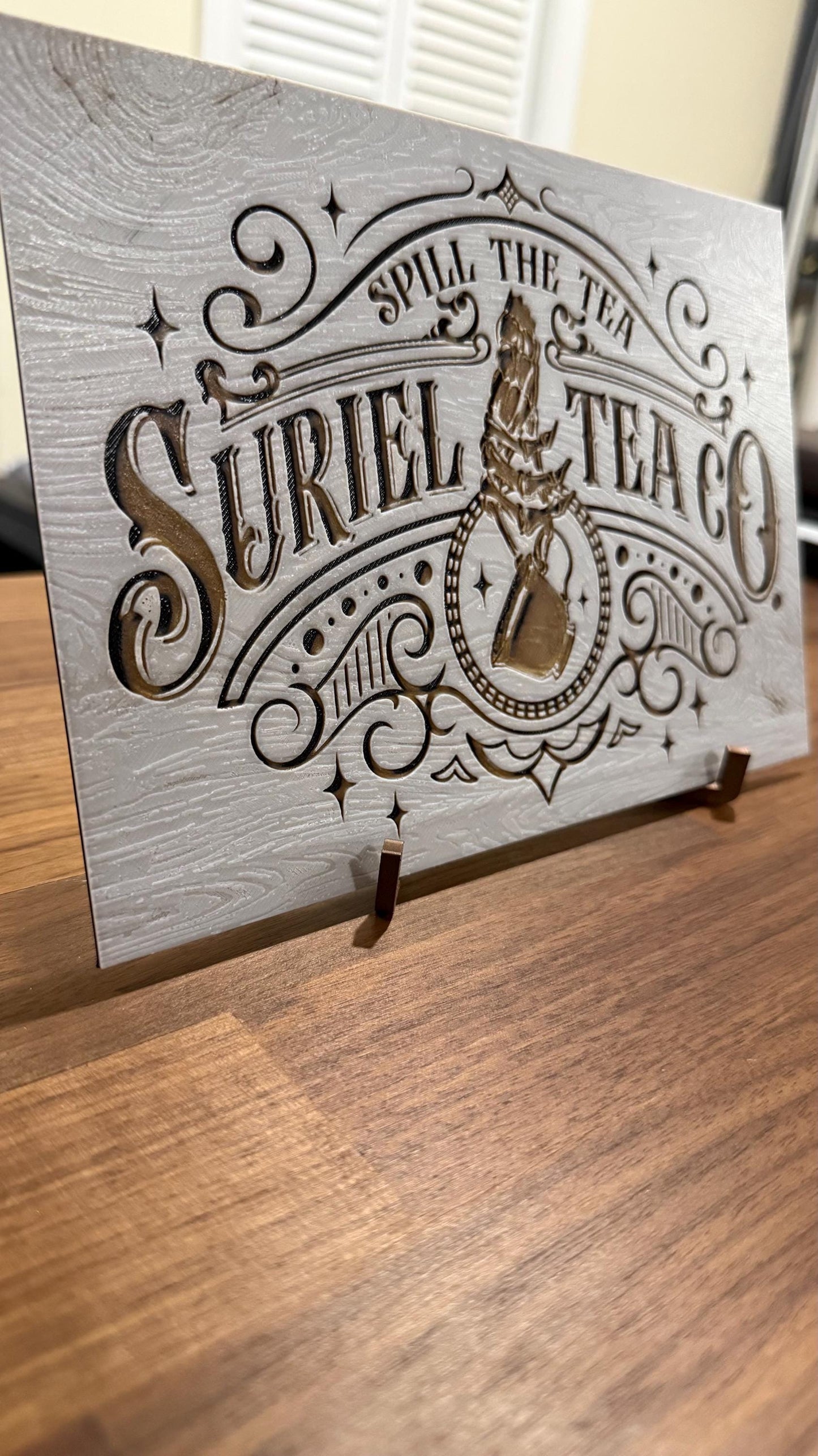 ACOTAR Suriel Tea Co 3D Art Print: Wood Texture Effect - photo 2 (photos/photo_02.jpg)
